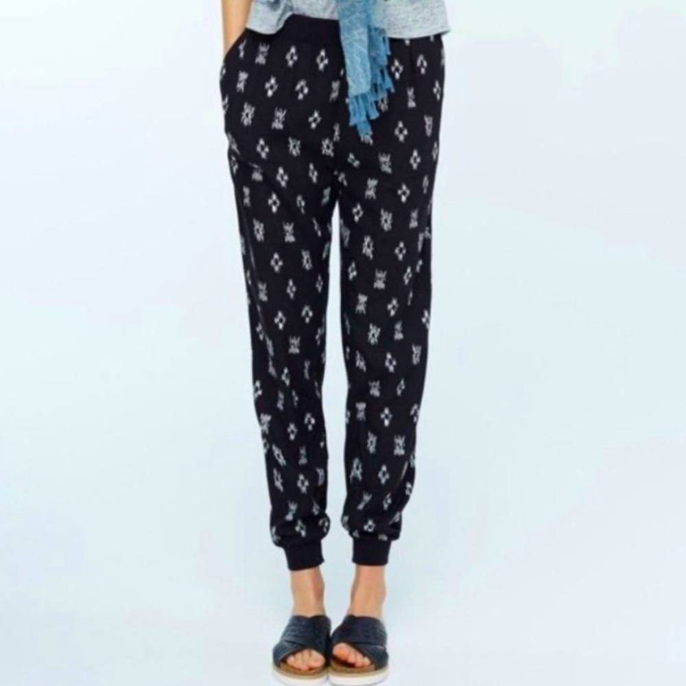 Madewell Ikat Pattern Black and White Joggers Small S athleisure